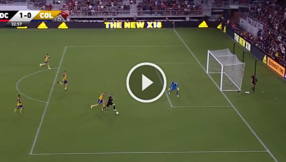 ban thang dau tien rooney