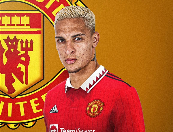 Antony tính đường chia tay Man Utd