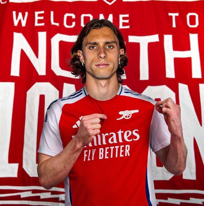 Arsenal mang về tân binh đầu tiên ở mùa hè 2024