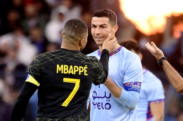 Cristiano Ronaldo tin Mbappe giành Quả bóng vàng 1 cr7 mbappe