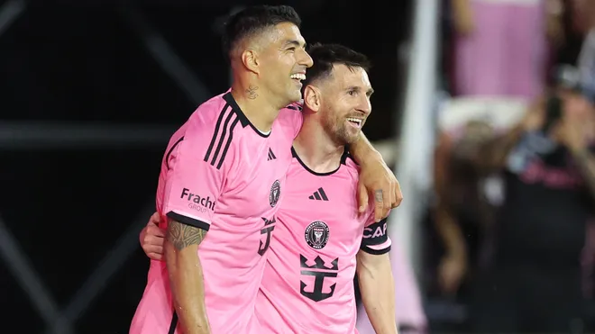 Messi thể hiện phong độ rực sáng sau FiFa Club World Cup